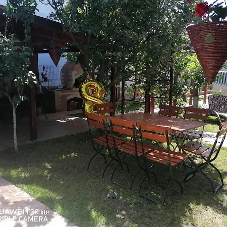 בית אירוח Casa Stefy *